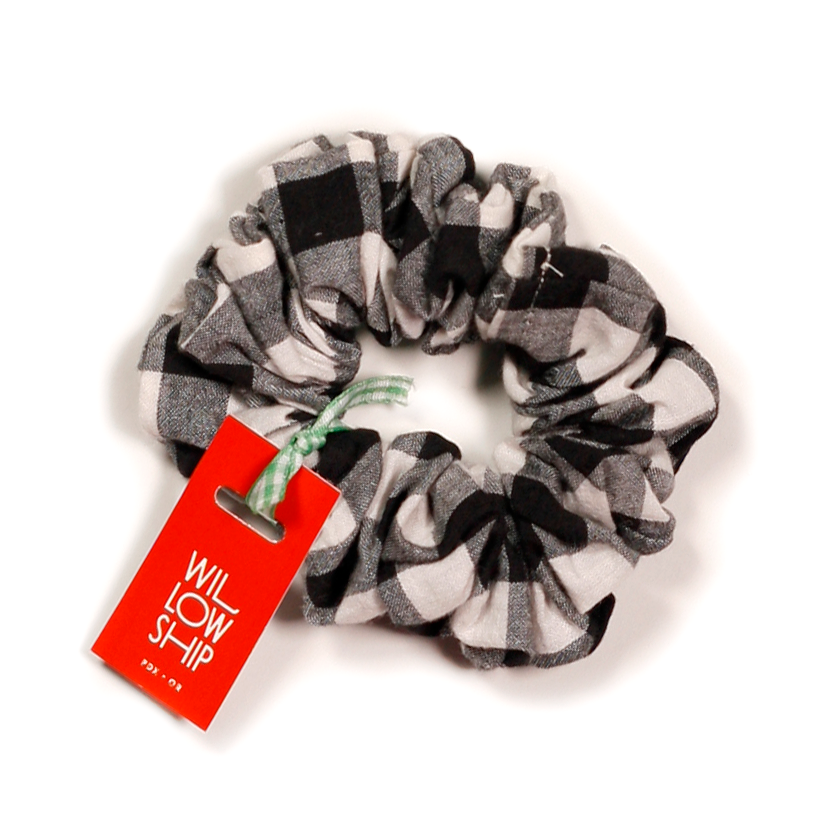 Zero-Waste Scrunchie: Classic GIngham Hair Accessory