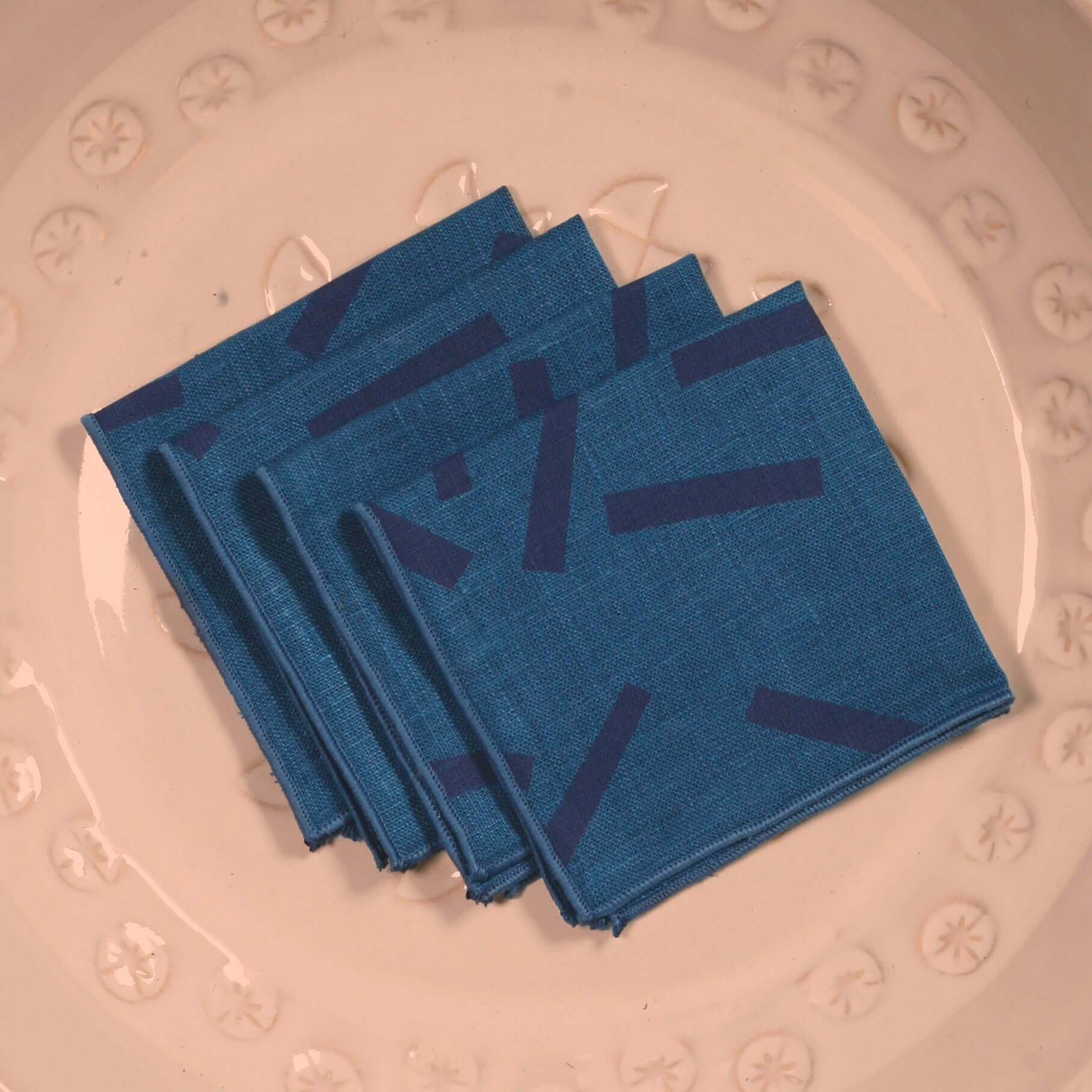 'Toss' Hand-Printed 100% Linen Cocktail Napkins in Blues, Set of 4