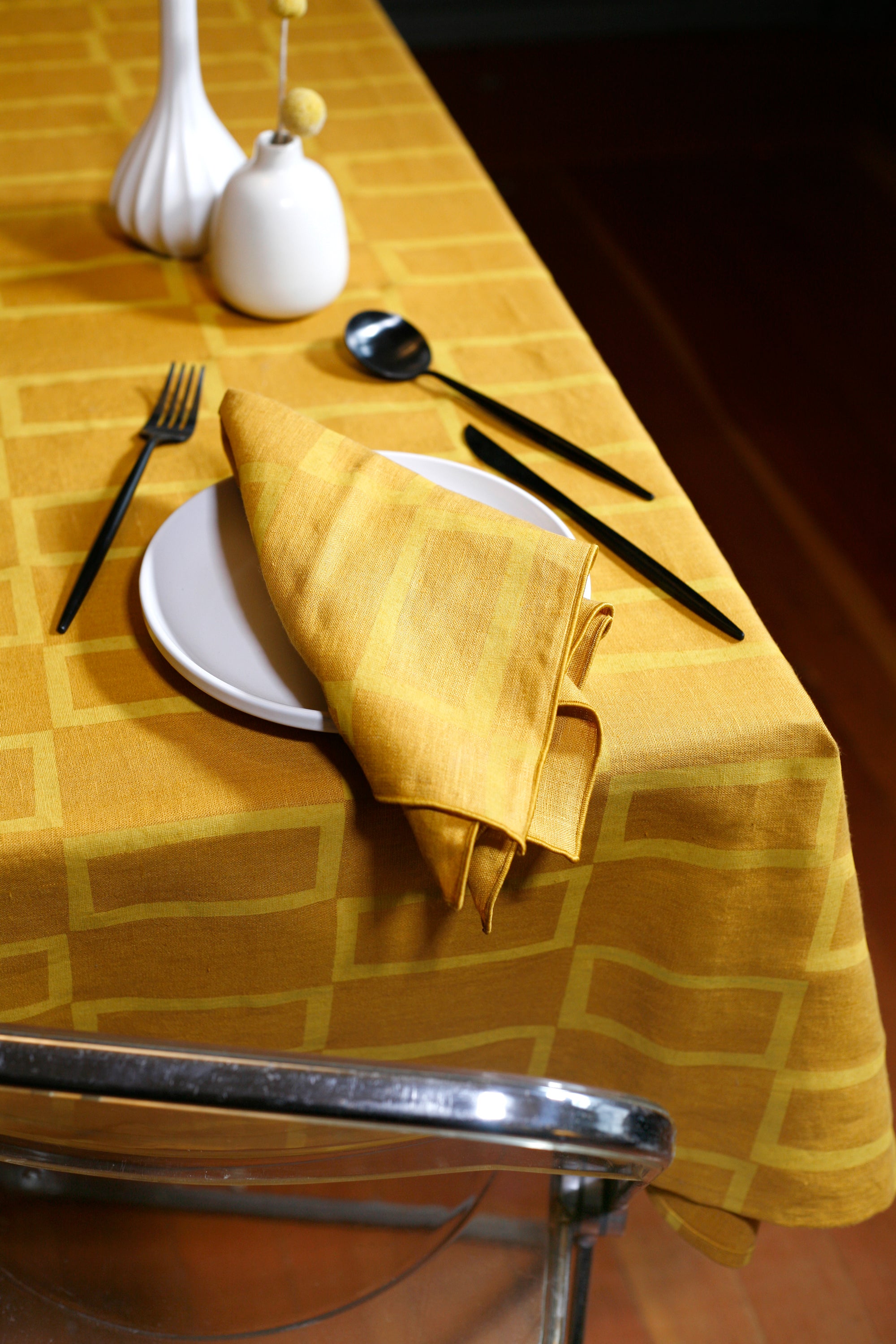 100% Linen Tablecloth - 'Windows' in Sunshine